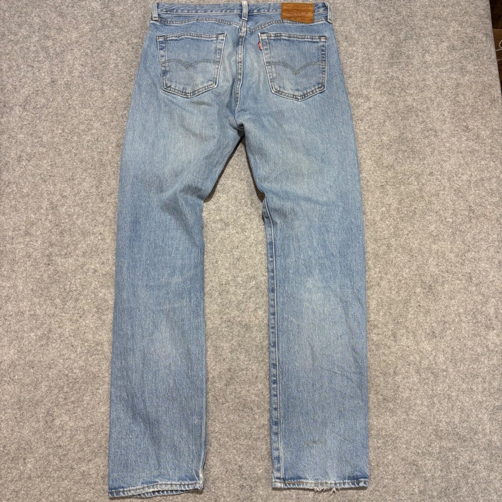 Levis 501 93 Straight Leg Jeans Mens 32x32 Light Wash Blue Denim Button Fly